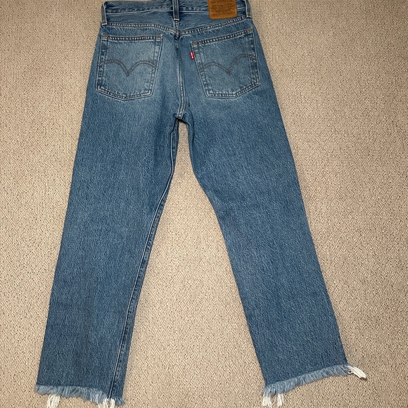 Levi Wedgie Straight Jeans - Picture 3 of 3